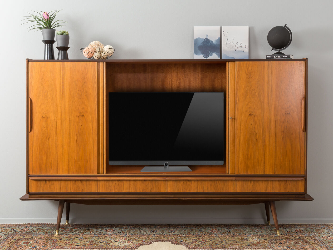 Buffet TV cabinet from the 1950s