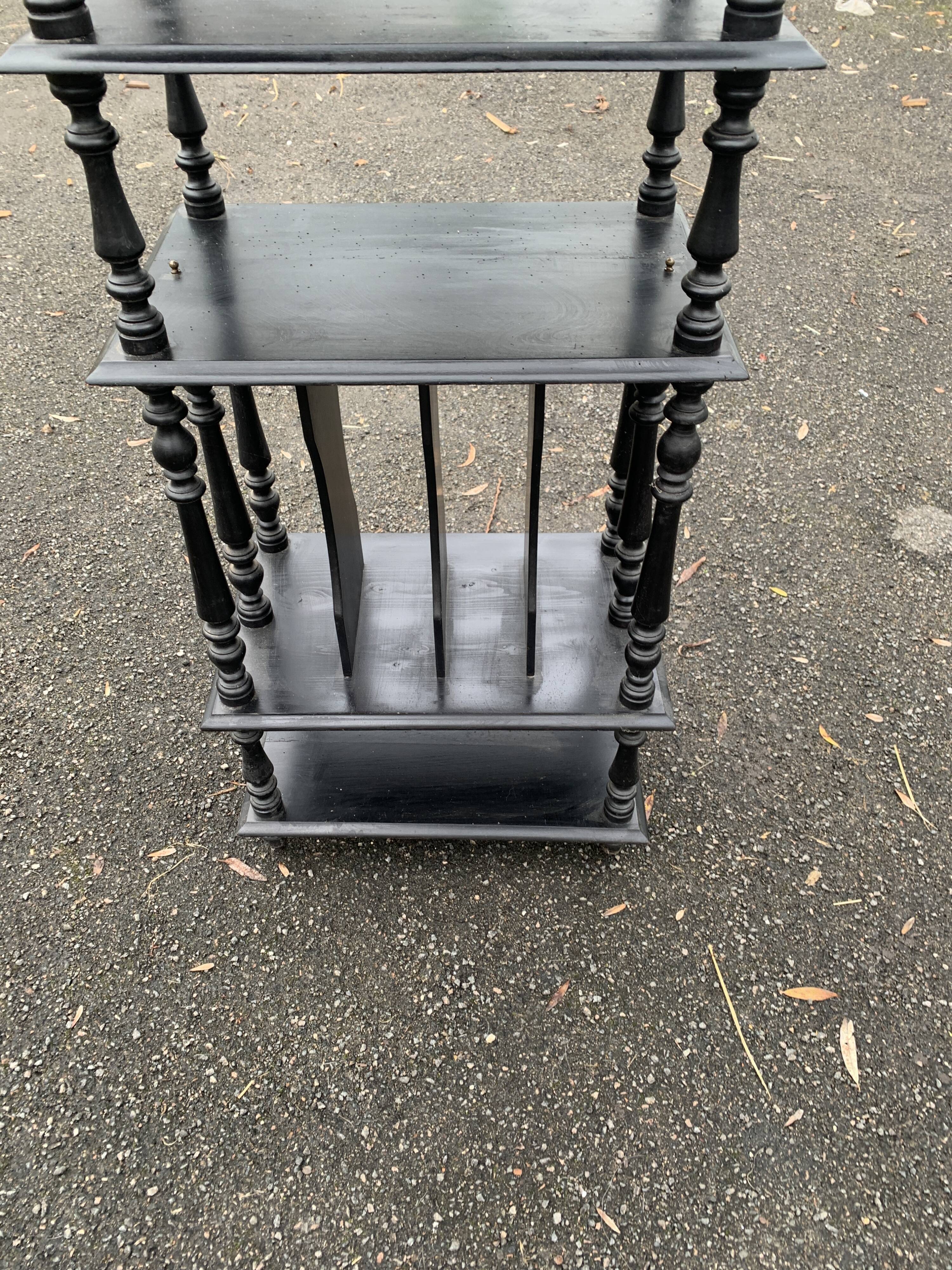 Meuble Etagère  à musique Napoléon III