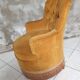 Fauteuil crapaud doré
