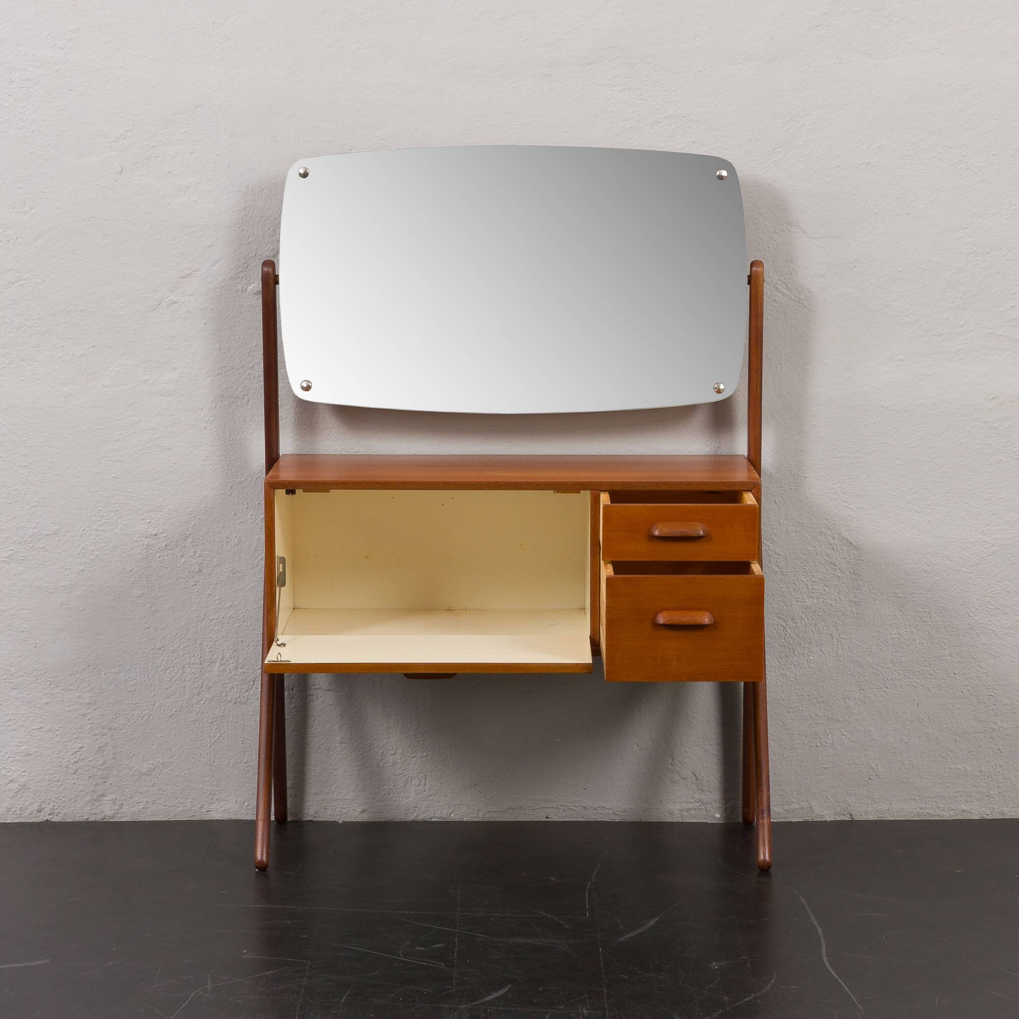 Mid-century Danish Teak Dressing Table from Ølholm Møbelfabrik,1960s