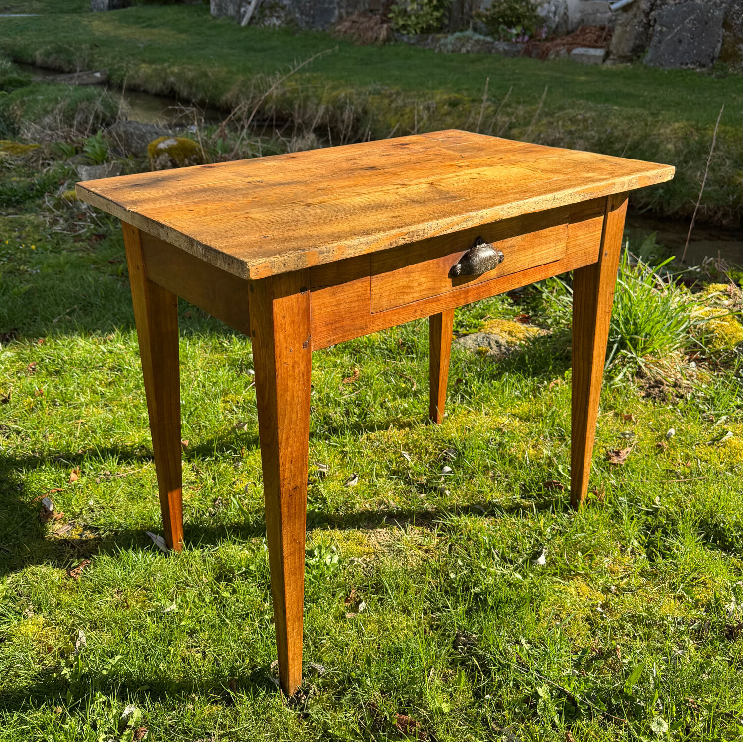 Table de ferme ancienne Auvergne XX siècle