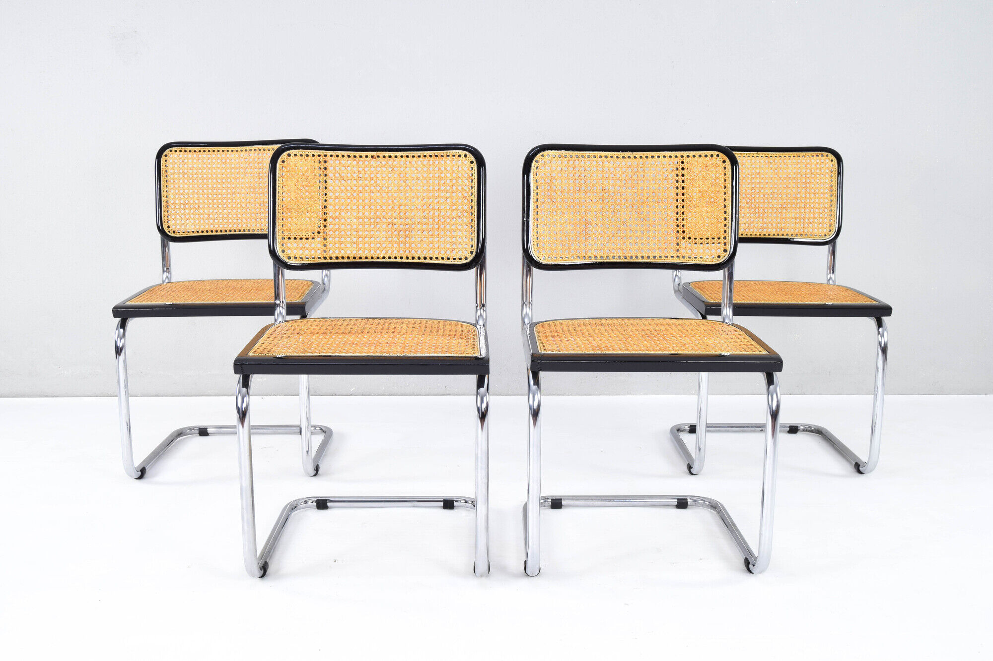 Set of Four Mid-Century Modern Italian Marcel Breuer B32 Cesca Chairs, 70s