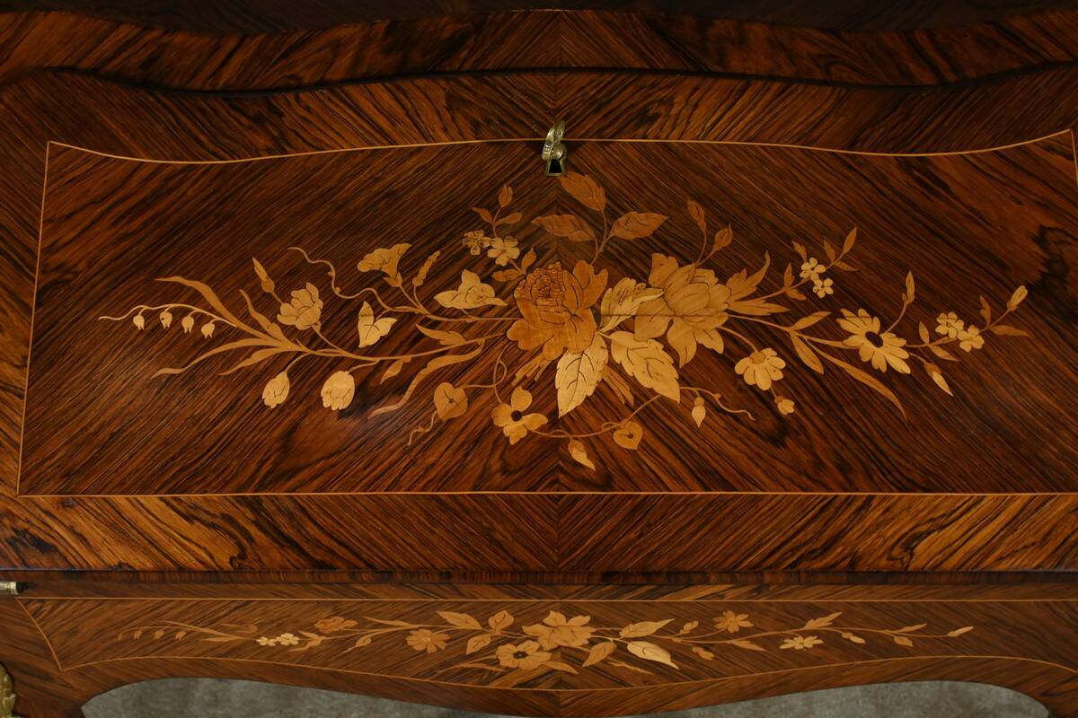 Small Rosewood Lady's Desk, Louis XV Style – Part 2 of the 19th Century