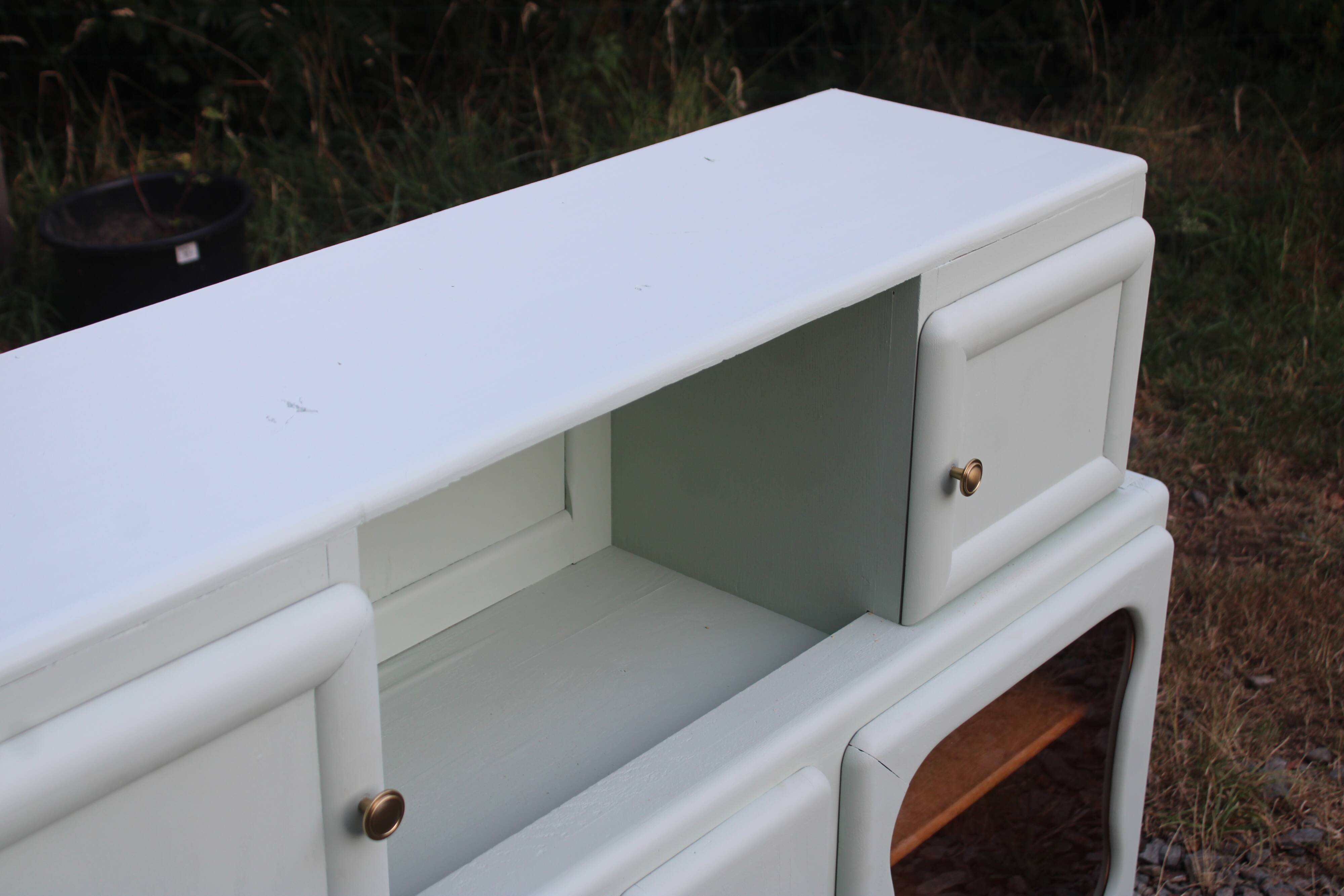 Renovated vintage buffet – Celadon Green Libéron