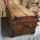 Superb trunk leather trunk dating from the end of the XIX century in its juice