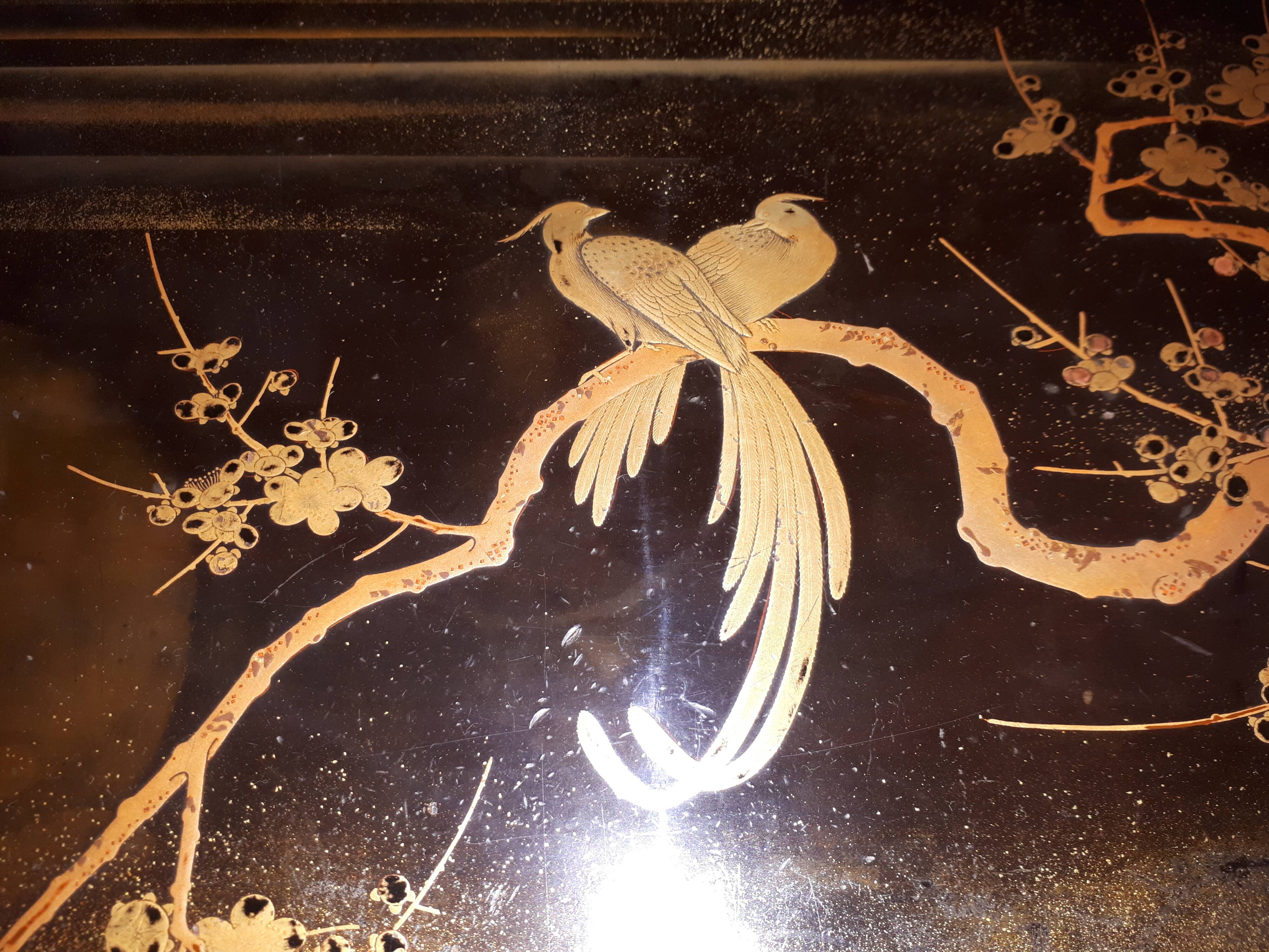 Small Japanese Lacquered Kazaridana Cabinet, Japan Edo Period