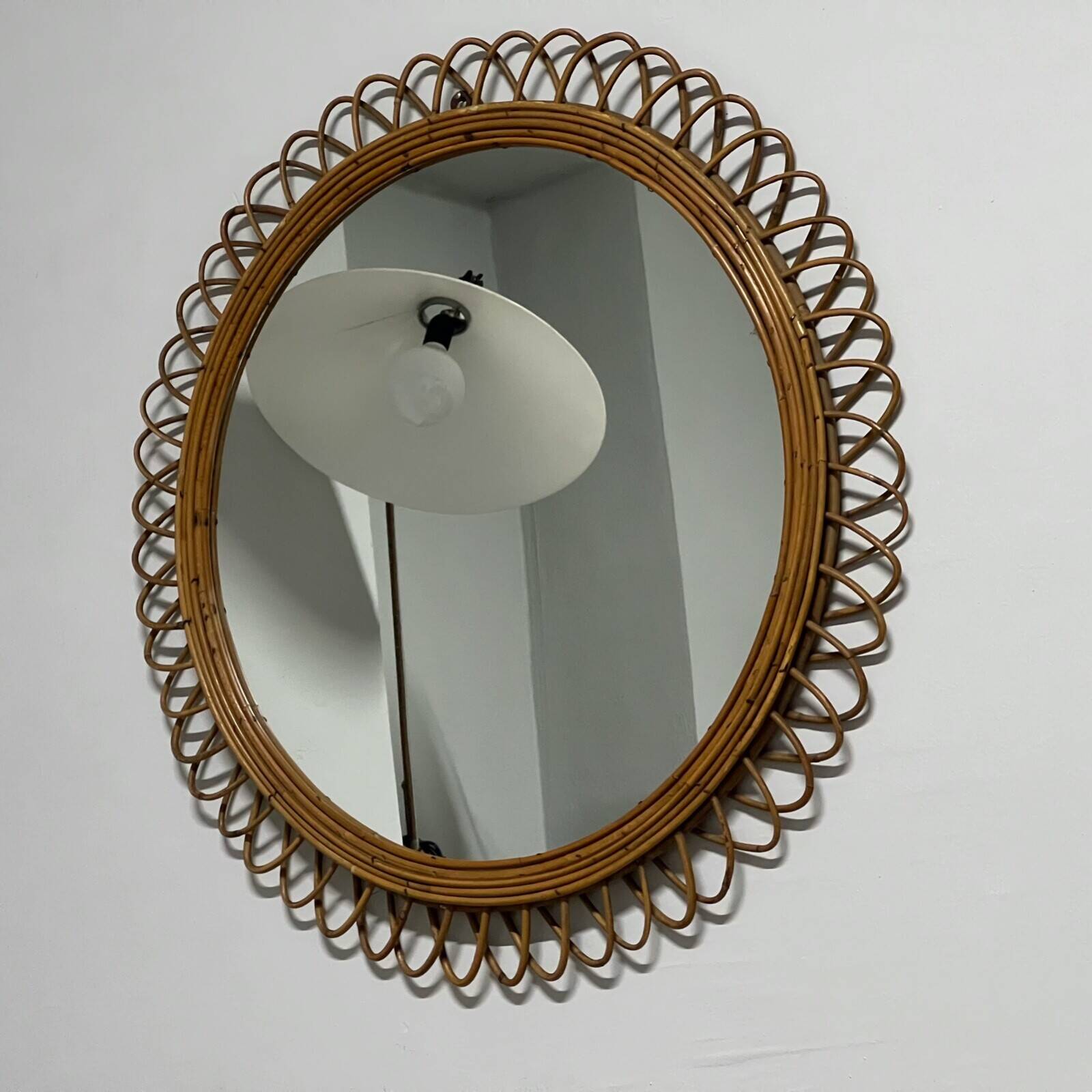 Large mirror from the 1950s. Made of bamboo. Vintage design in the Bonacina style.