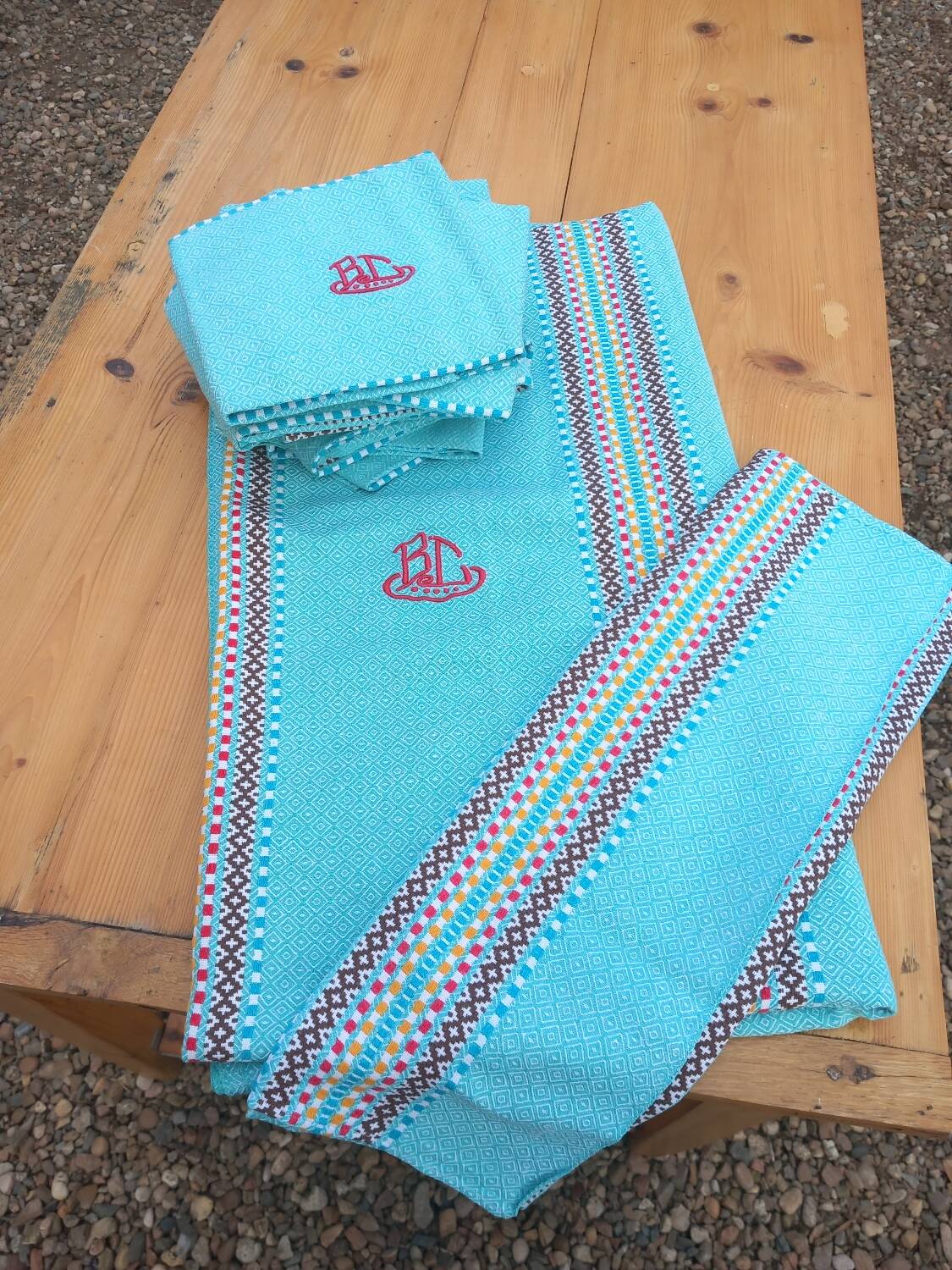 Old tablecloth 2.80 m + 12 napkins