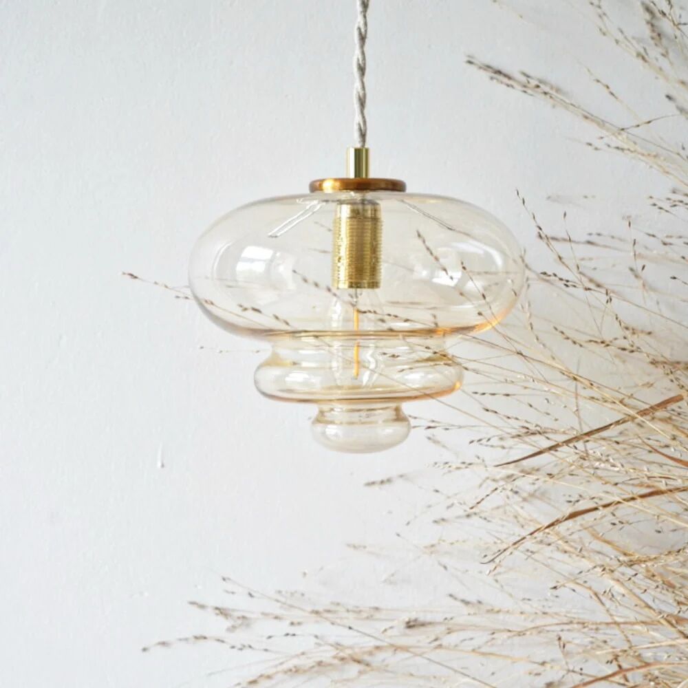 Amber suspension globe