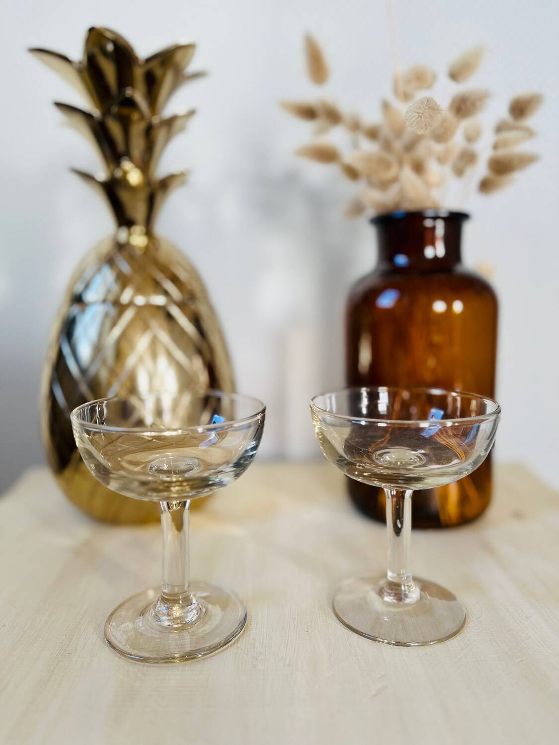 Set of 2 old champagne glasses