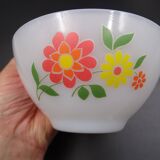 Set of 7 bowls in arcopal -flower décor - vintage around 1970