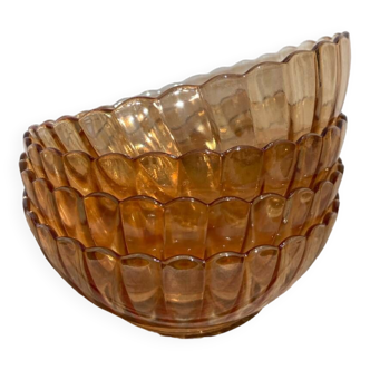 4 amber glass bowls