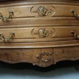 Chest of drawers with mirror