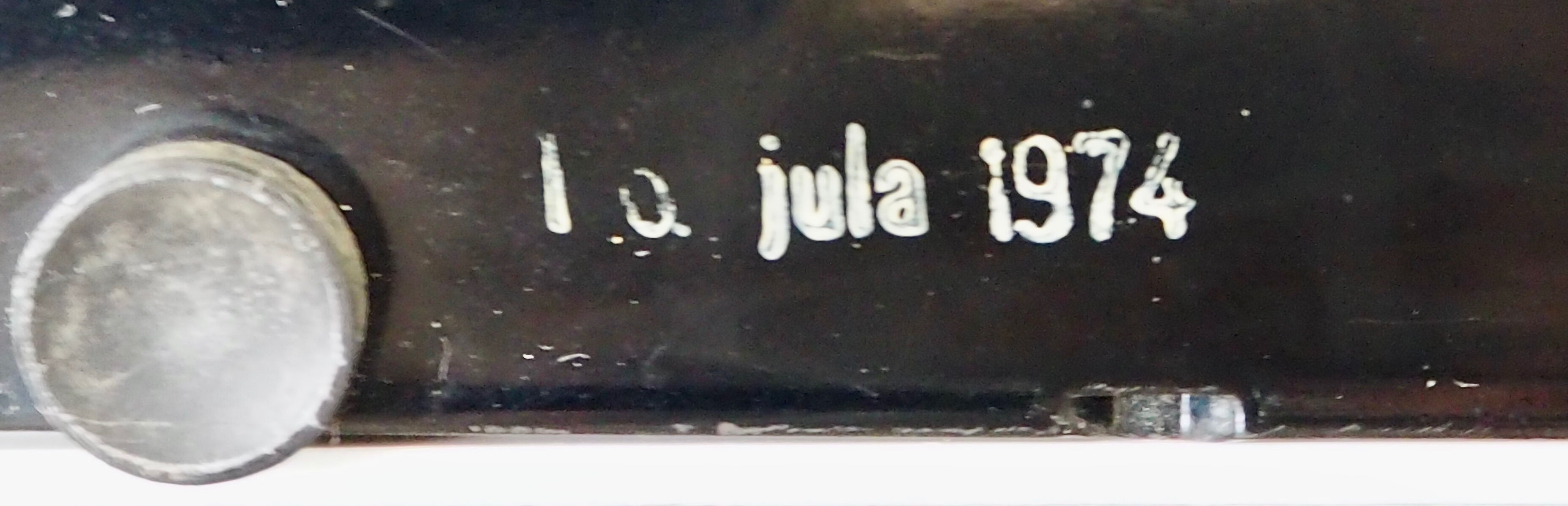 Téléphone rotatif « Tesla » des années 1970