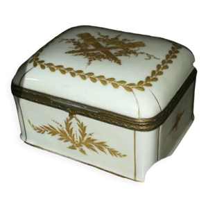 Boîte en porcelaine