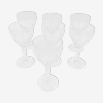 Lot de 7 verres à vin en cristal