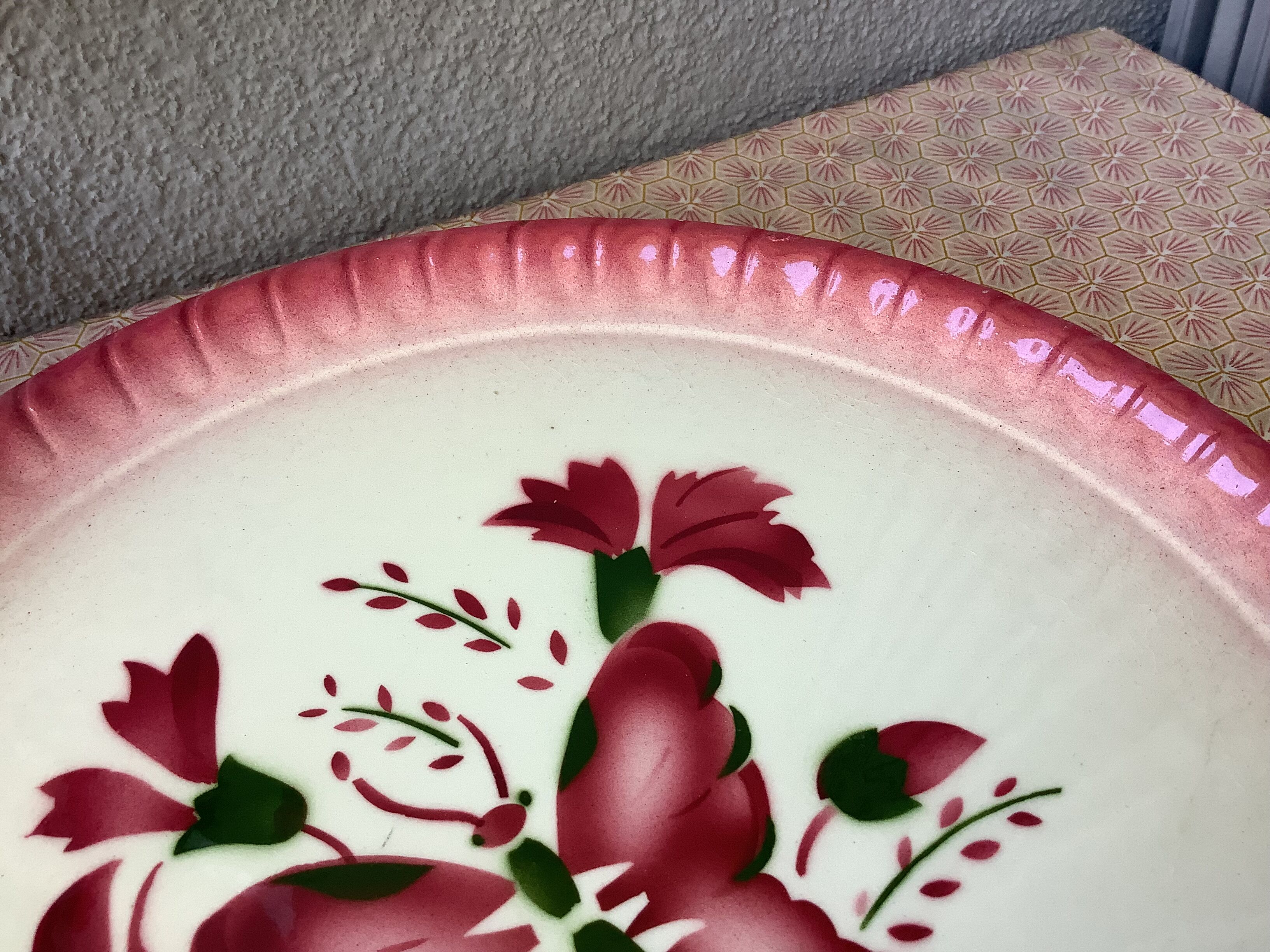 Art Deco earthenware serving dish from Nyon (Switzerland)