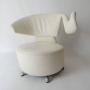 Canta and Aki swivel chairs in leather by Toshiyuki Kita for Cassina