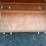 Commode vintage pieds compas