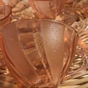 Vintage vereco pink cups France six-serve