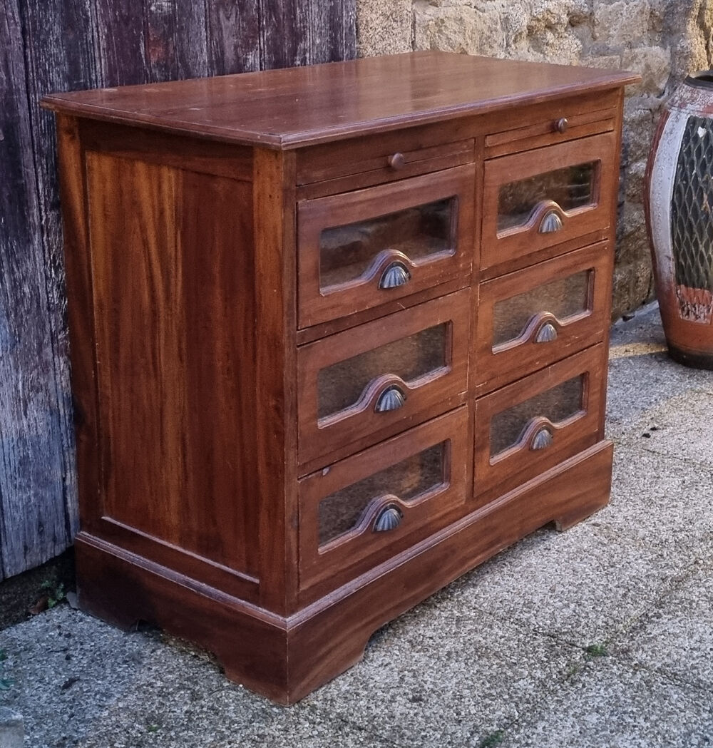 Furniture by trade: seed maker, haberdashery, solid wood