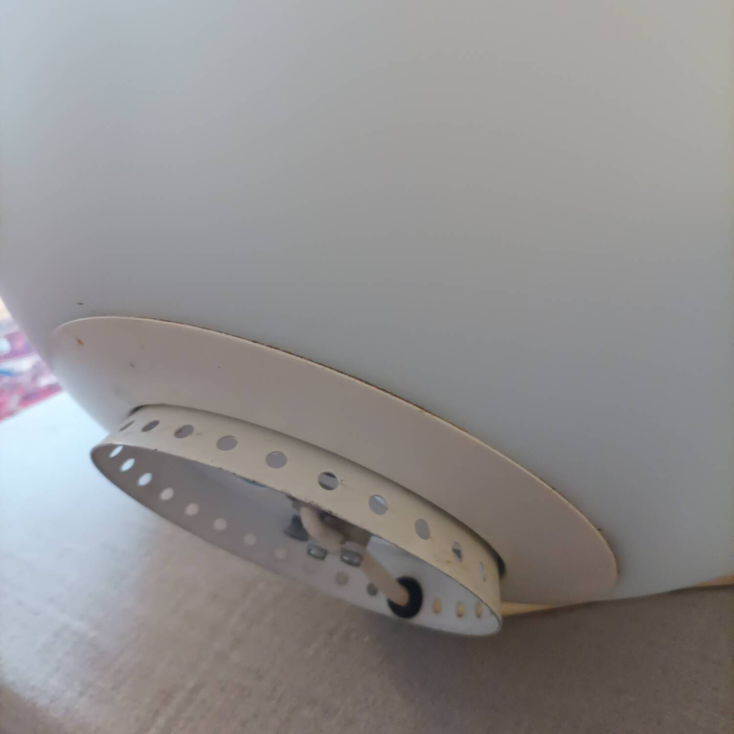 Uovo egg lamp by Ben Swildens in opaline glass Fontana Arte