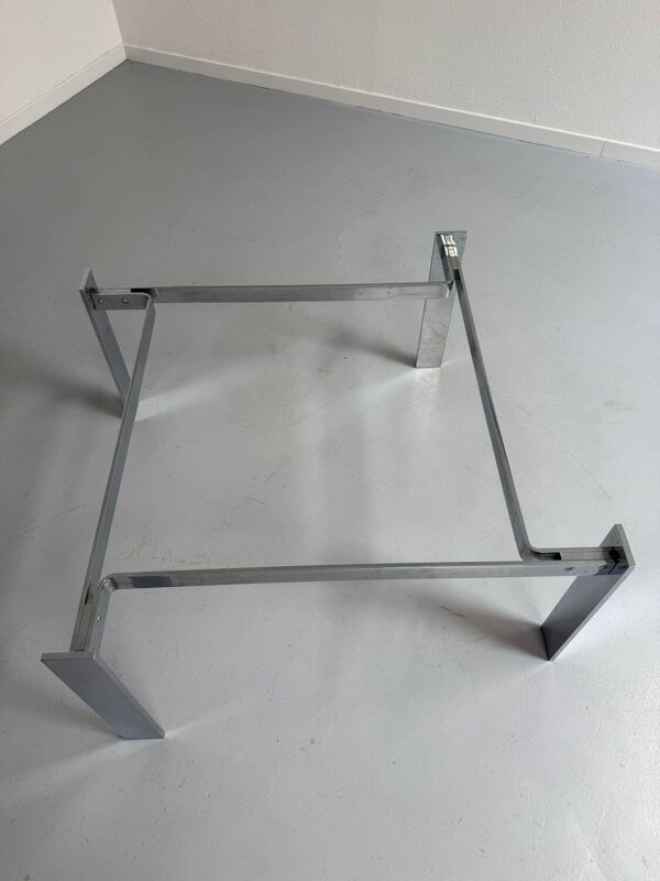 Table basse italienne en verre fumé et acier chromé, années 70