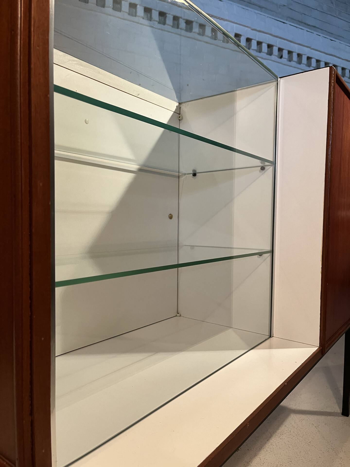 Comptoir de commerce / vitrine des années 60