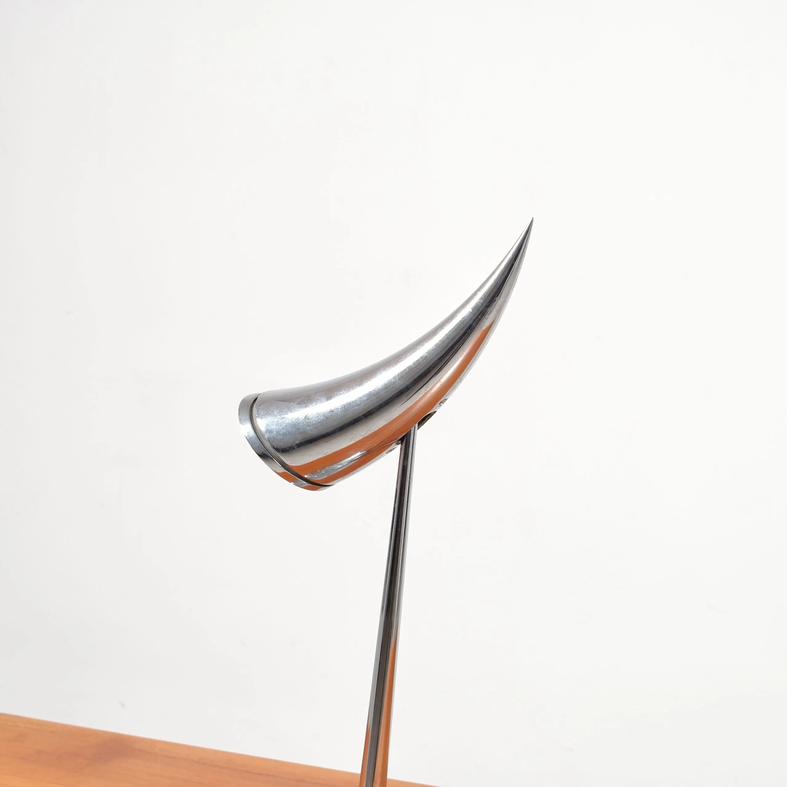 “Ara” desk lamps by Philippe Starck for Flos