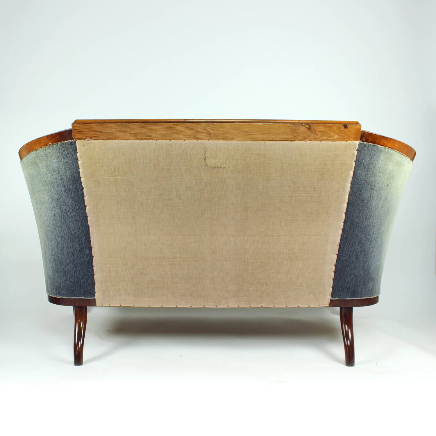 Unique Biedermeier sofa in original fabric and walnut veneer, Vienna, Austria circa 1825