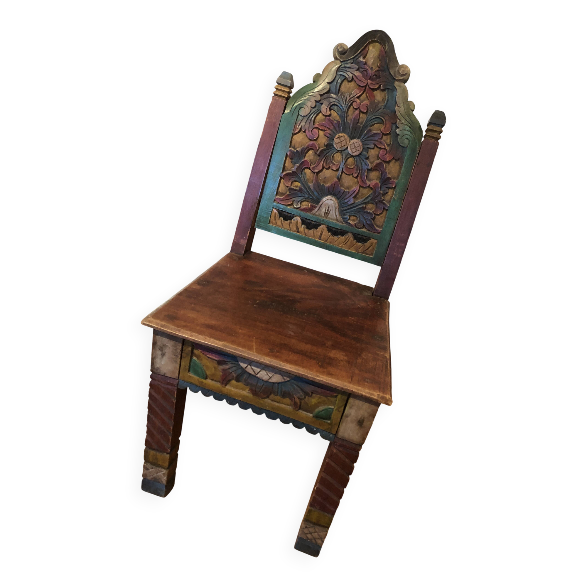Hand-carved artisan chair – Ethnic / Bohemian style