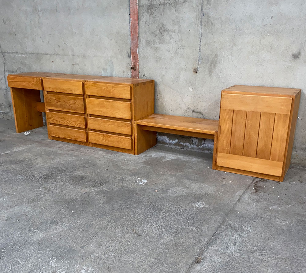 Charlotte Perriand storage set for Les Arcs 1600