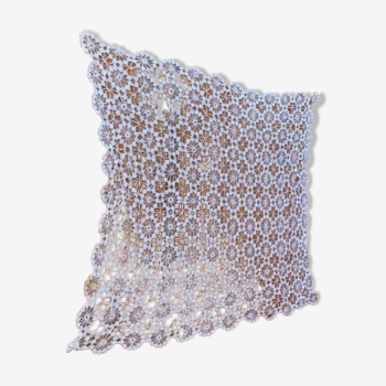 Hand-crocheted tablecloth in pure cotton 108 cm x 100 cm