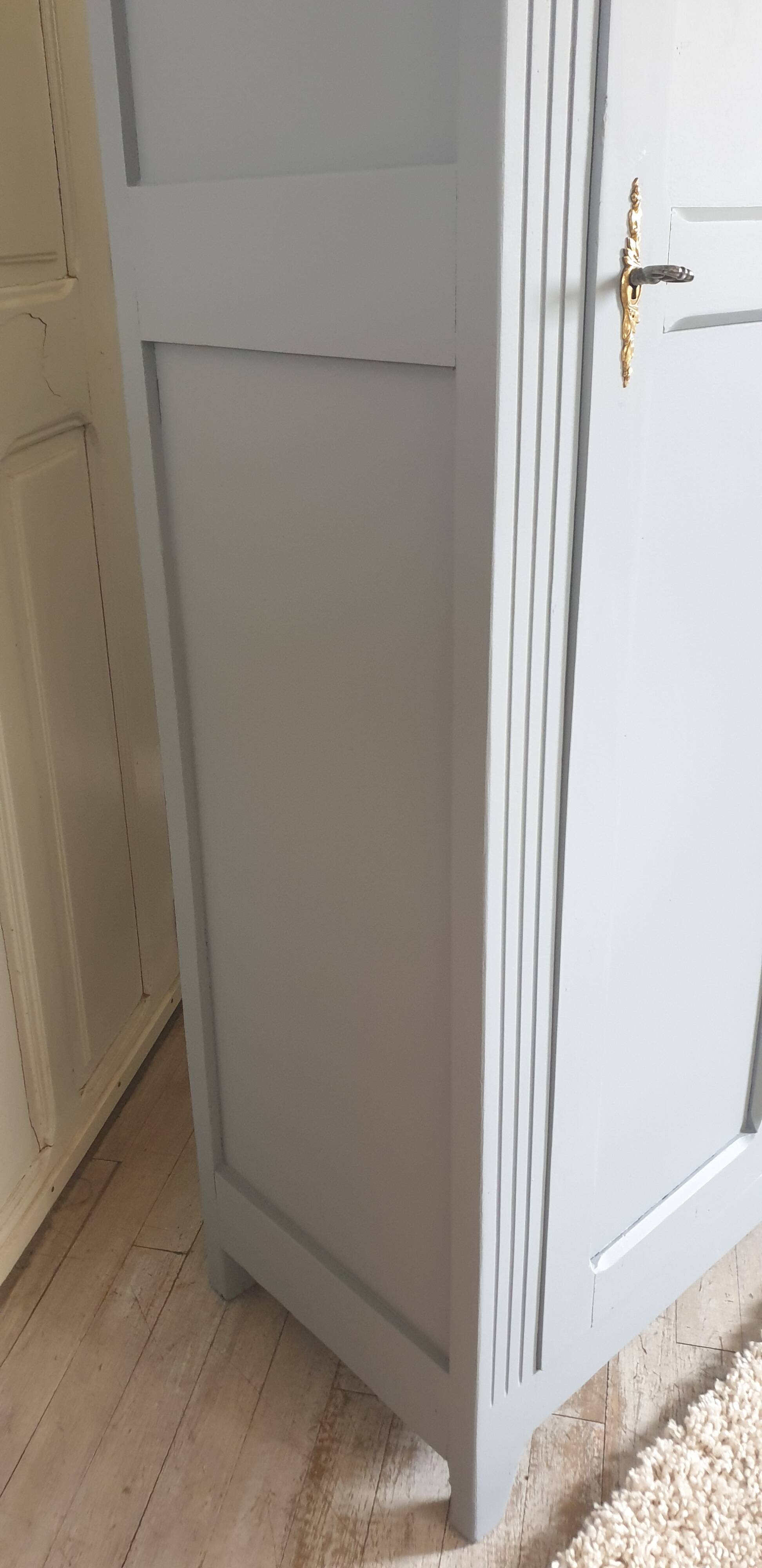 Grey Parisian wardrobe