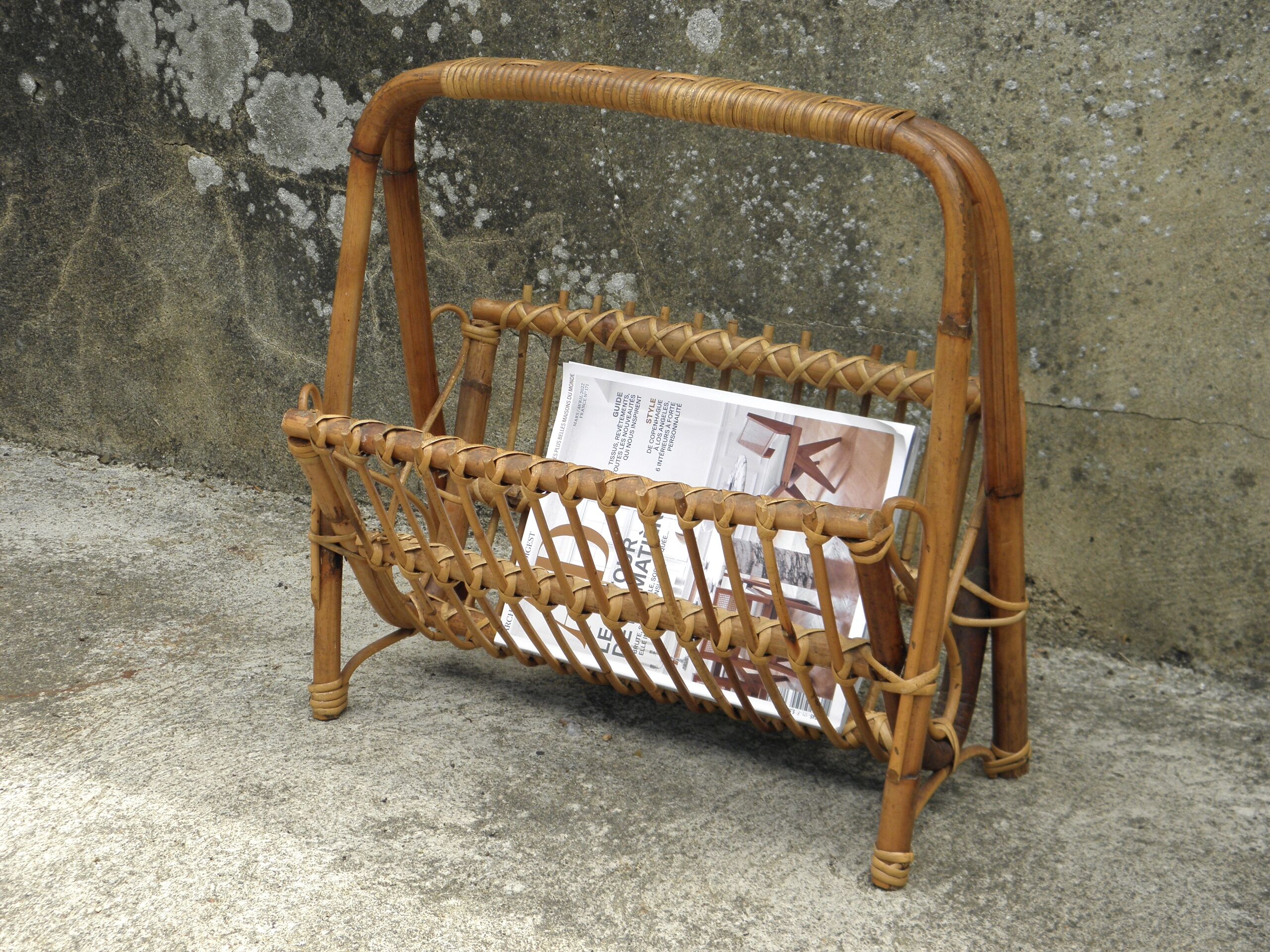 Rattan magazine door 1960