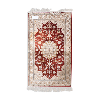 Silk carpet 125x78 cm