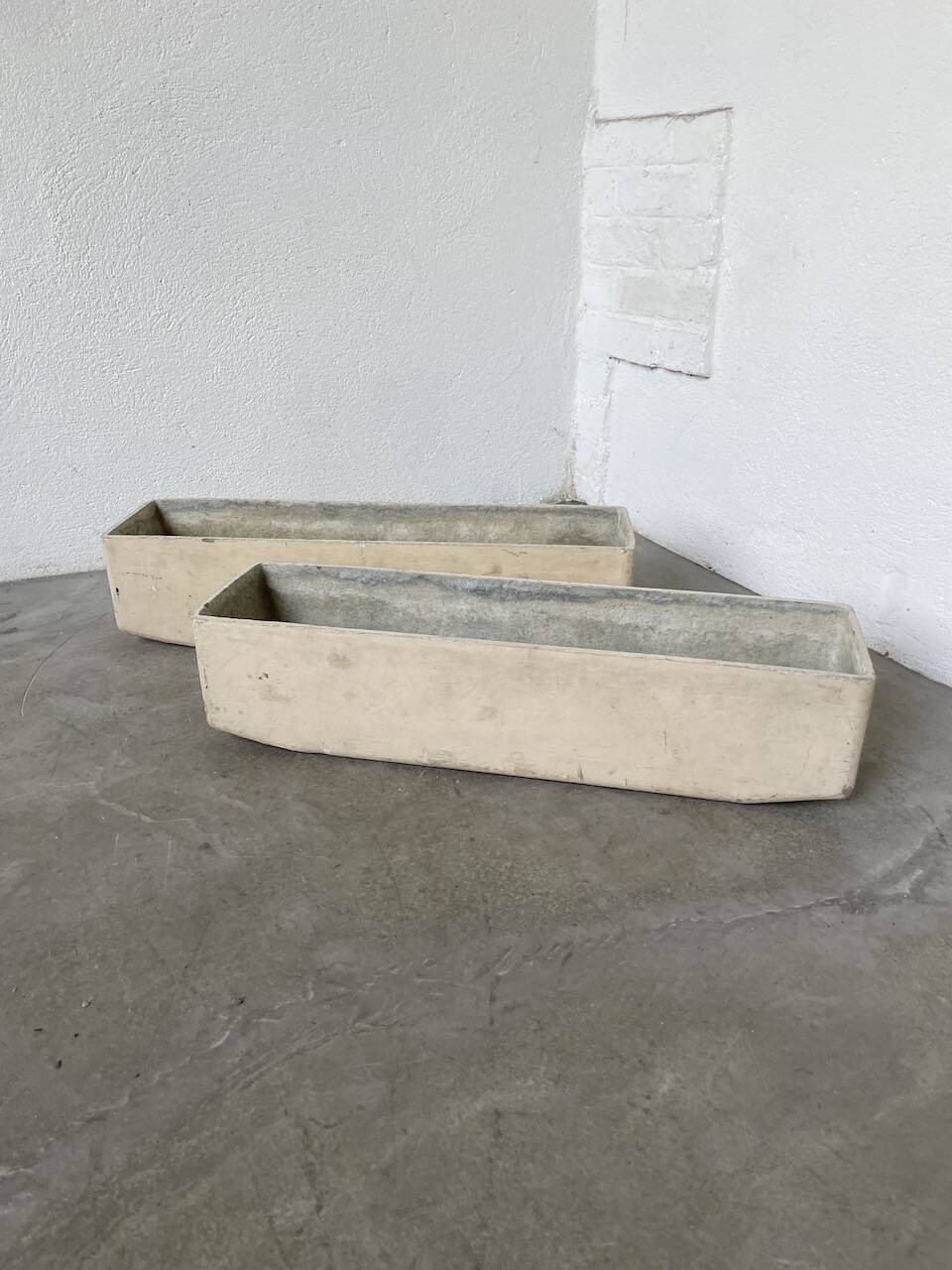 Paire de jardinière moderniste en éternité par Willy Guhl