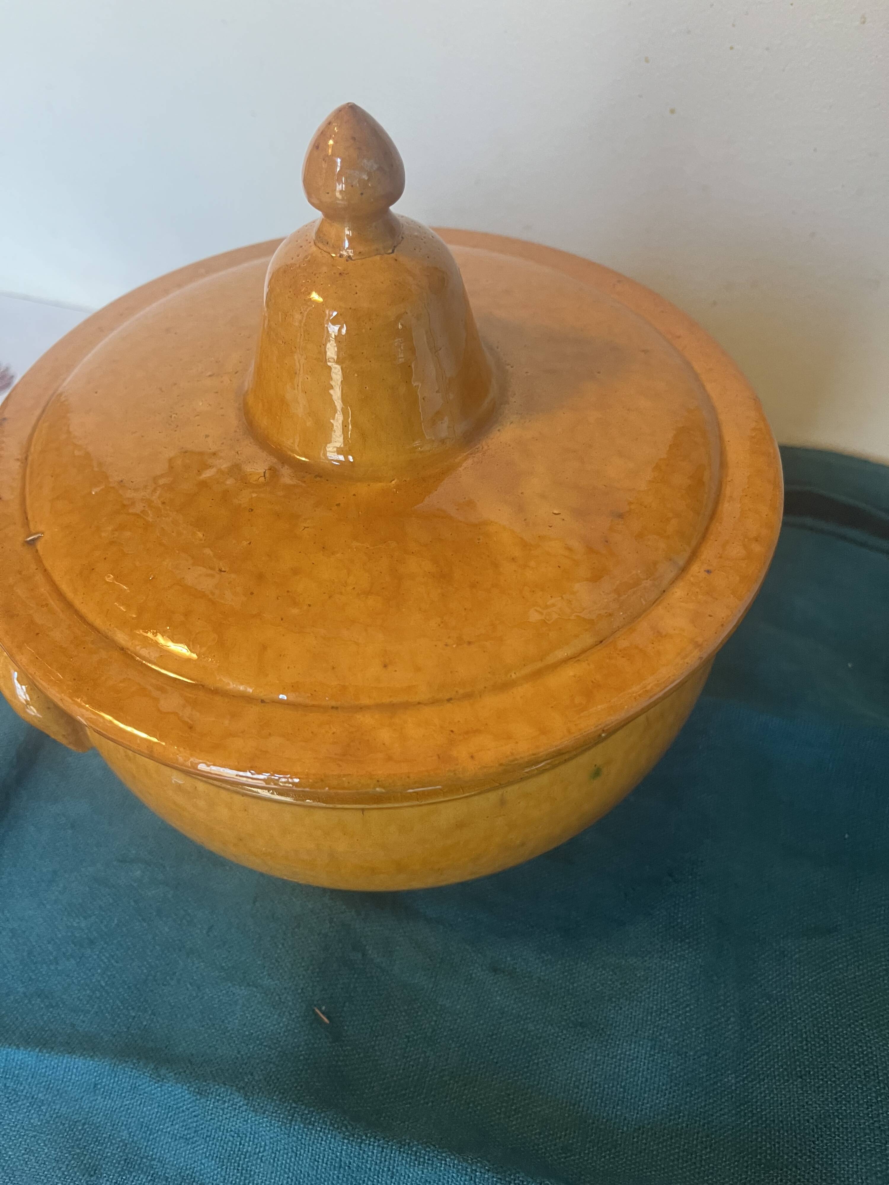 Soupière ancienne Biot Augé Larribé