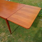 Table extensible vintage en teck