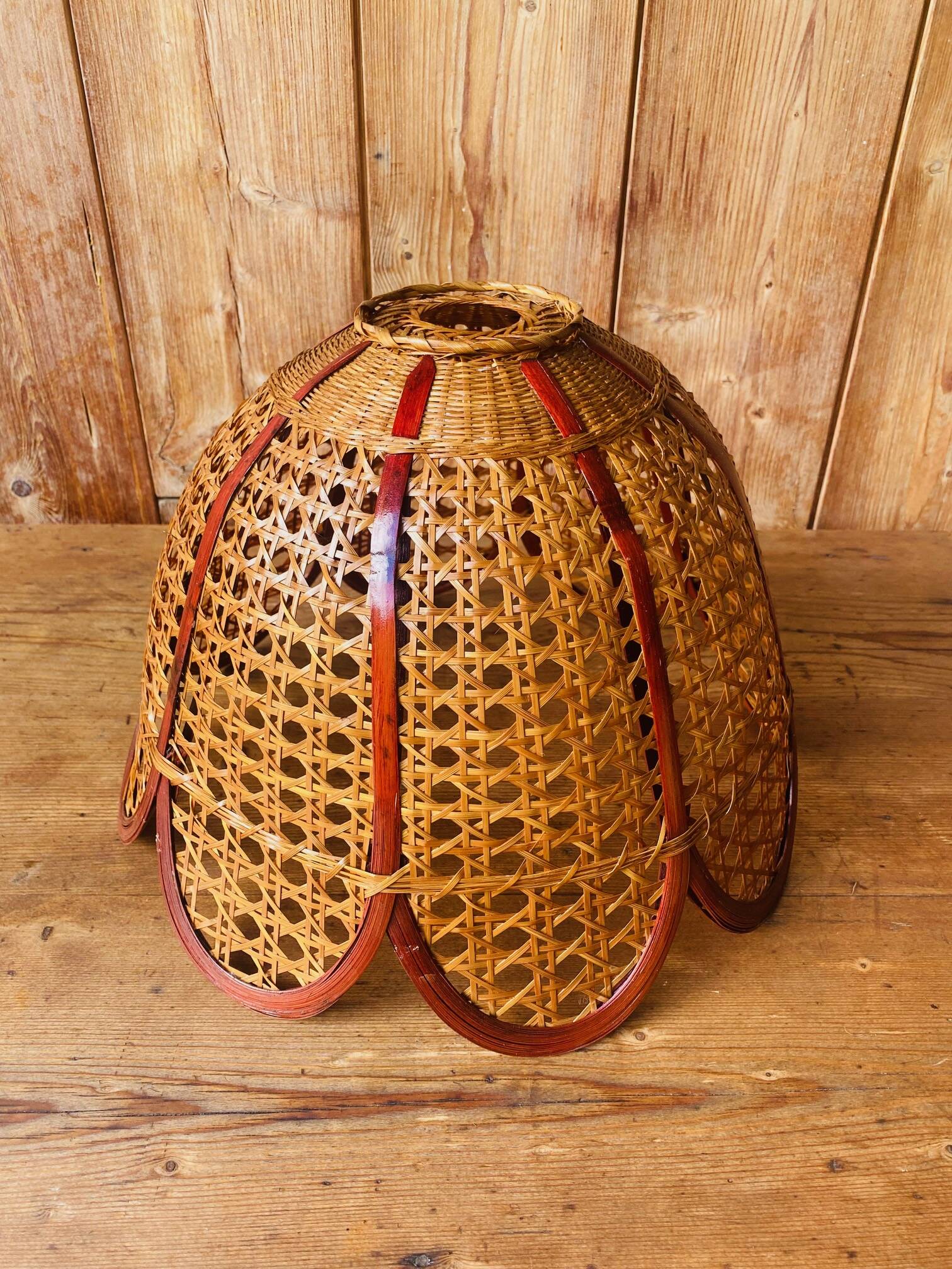 Vintage rattan flower pendant light.