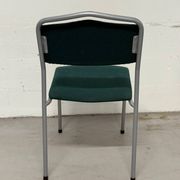 Lot de 5 chaises vintage empilables vertes rembourrées