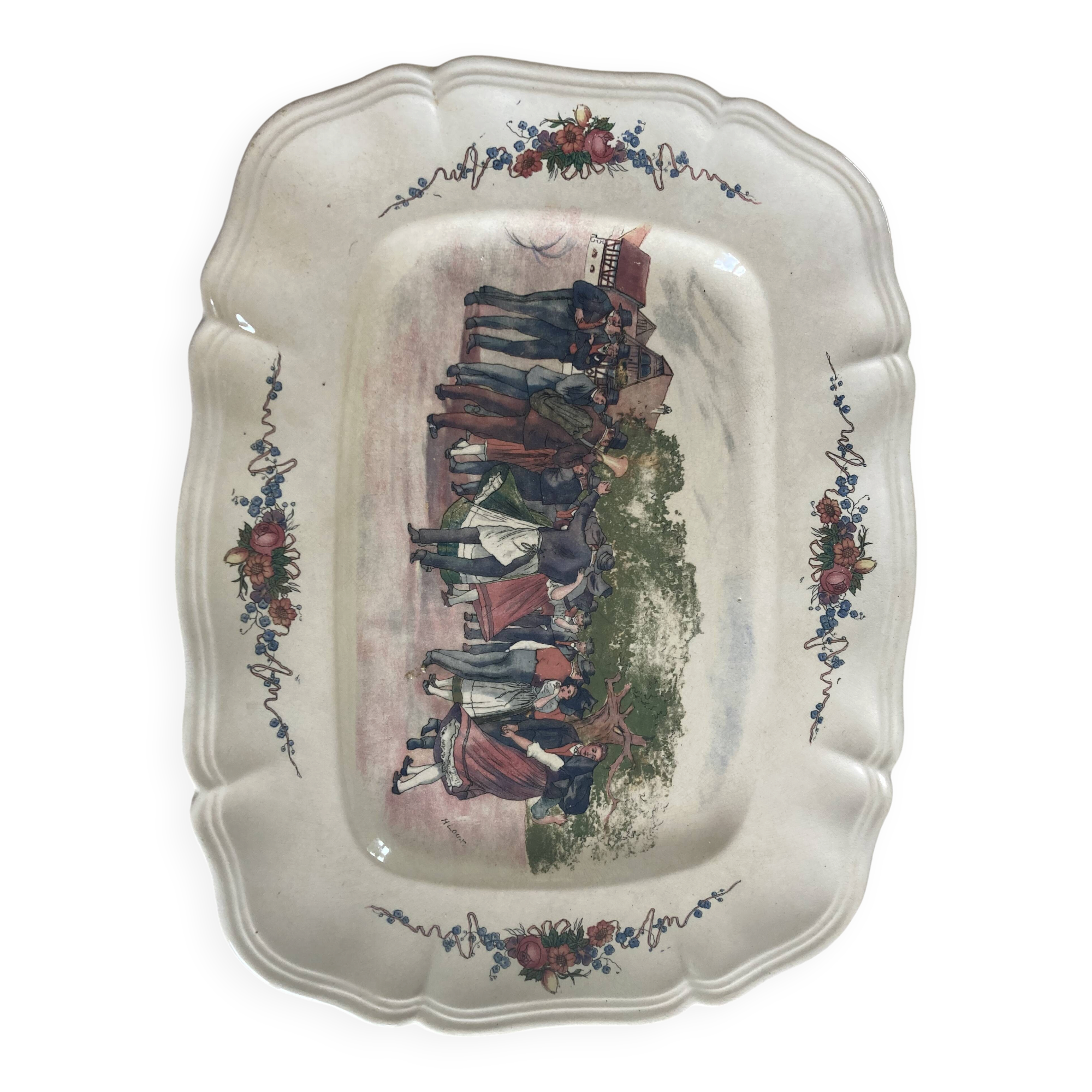 Large serving dish from the Sarreguemines pottery, 1900.
