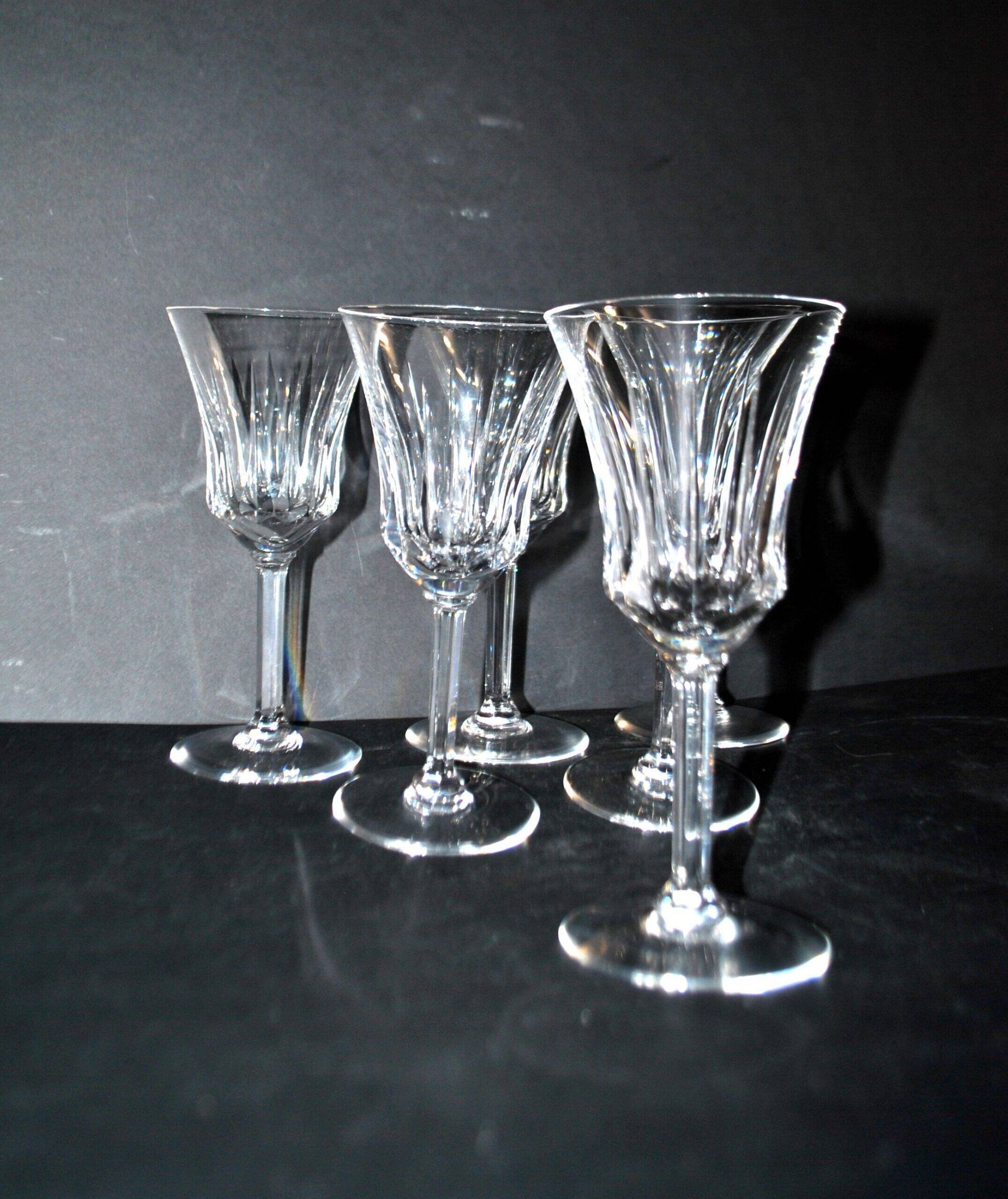 Set of 6 flared crystal wine glasses in Concorde Cerdagne style H15.2.