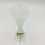 Vase en opaline florentin blanc