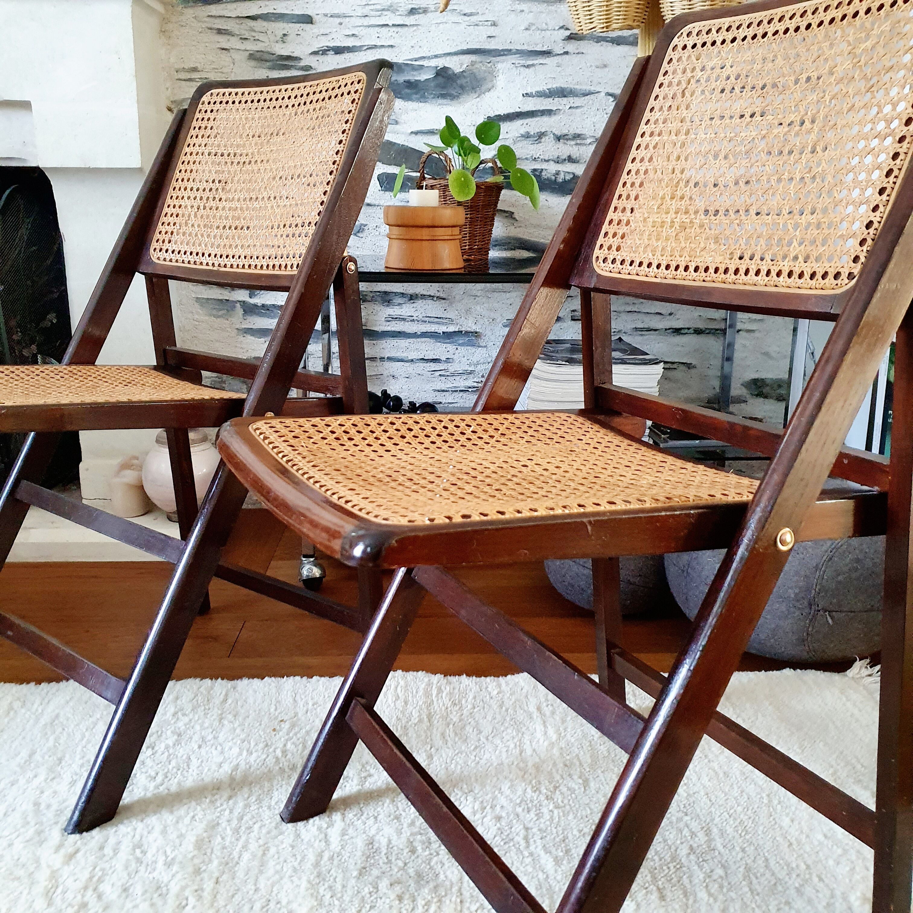 Pair of folding chairs canned 60s