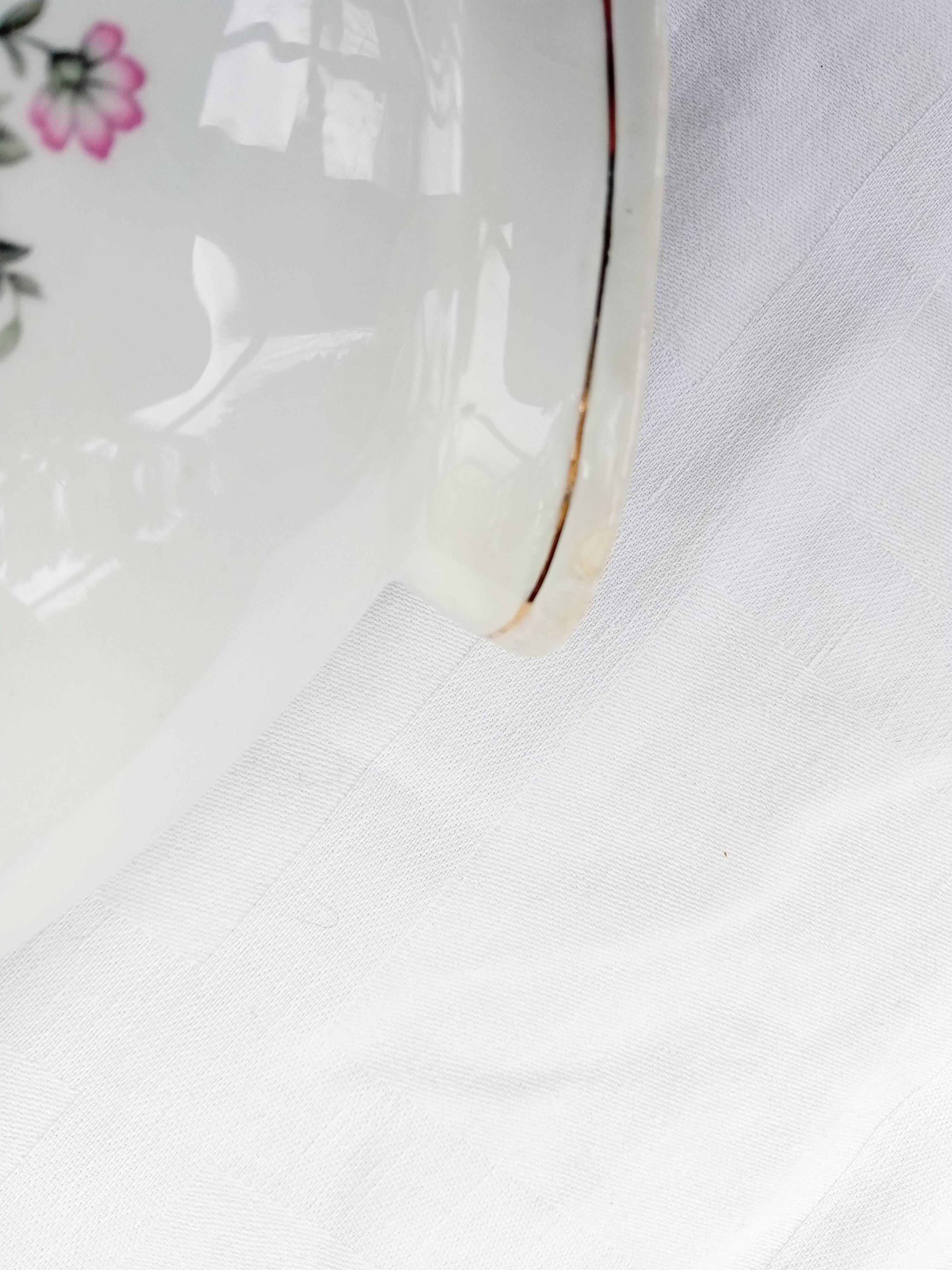 Set of 3 dishes and sauce boat L'Amandinoise