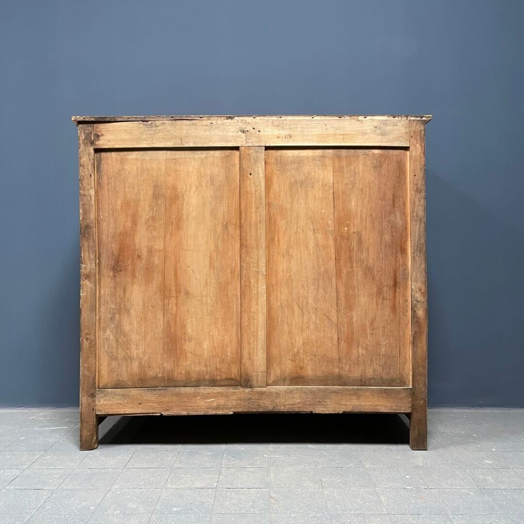 Armoire française peinte