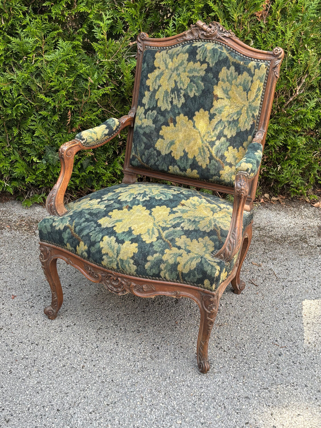Regency armchair with plant tapestry