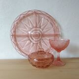Plat de service à compartiments en verre pressé rose Art Déco