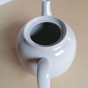 Théière Pillivuyt ancienne en porcelaine blanche